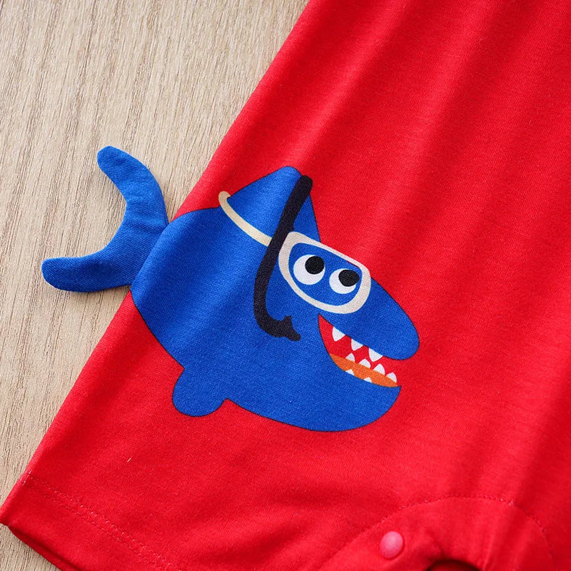 Roupa de bebê recém-nascida com estampa fofa de tubarão 3D, alças finas e confortável para o verão, tamanhos 0-18 anos. Macacão de manga curta para bebês meninos e meninas.